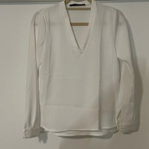 ZARA. Size XS. White